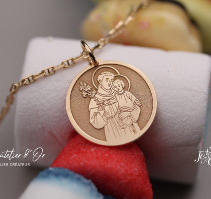 Médaille de baptême en or éthique collection Je T'AdOr bijoux pour enfants