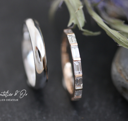 Duo d'alliances originales et éthiques en or recyclé 18 carats et diamants 