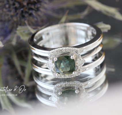 Bague de fiançailles orginale en or éthique, tourmaline verte et diamants