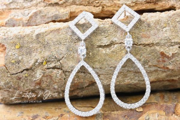 Boucles d'oreilles en or blanc 18 carats et diamants par L'Atelier d'Or Joallier créateur