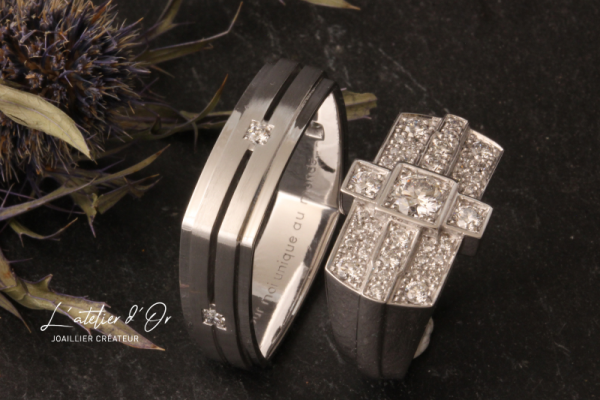 Duo d'alliances en or blanc et diamants inspiration art déco