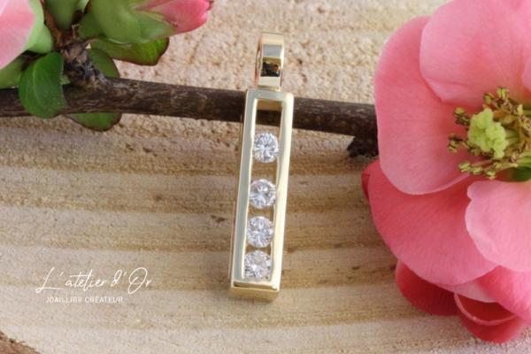 Pendentif en or jaune 18 carats et diamants création originale de L'Atelier d'Or