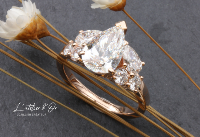 Bague de fiançailles unique en or recyclé 18 carats et diamants éthiques