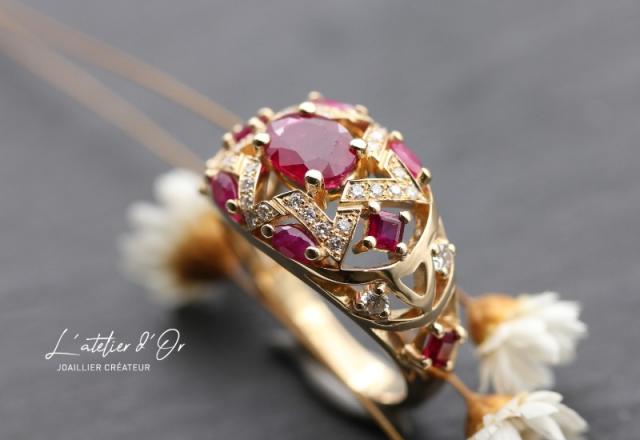 Bague d’exception en or 18 carats – Rubis, diamants & Étoile de David