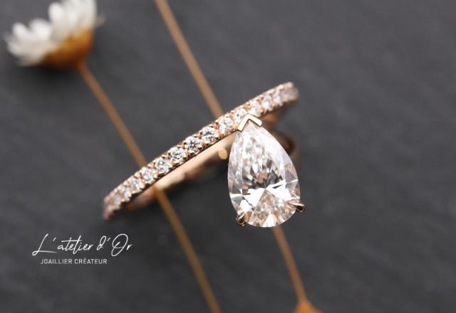 Bague de fiançailles en or éthique 18 carats et diamants façon solitaire revisité